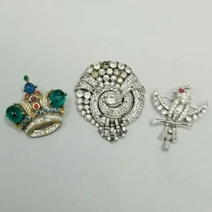 Vintage Crown Trifari Brooch Lot KTF Alfred Philippe Signed Flawed Rhinestone - Picture 1 of 13