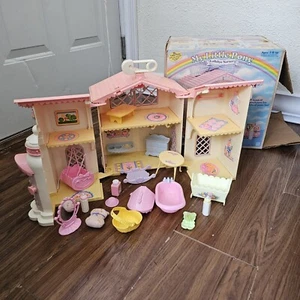MY LITTLE PONY G1 NINNA NANNA NURSERY vintage con ACCESSORI e scatola 1985 - Foto 1 di 23