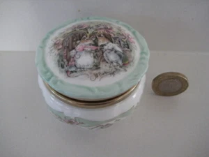 CAJA DE BARATIJAS CON TAPA REDONDA TESORO DEL TESORO ROYAL DOULTON BRAMBLY HEDGE TEMPORADAS VERANO - Imagen 1 de 11
