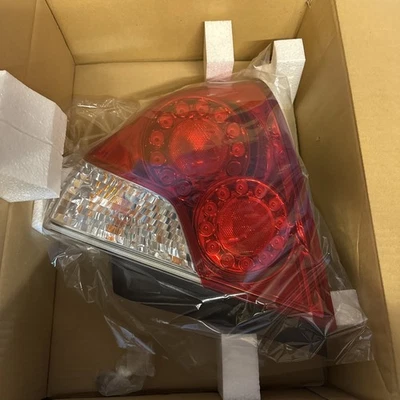 2006 2007 年 INFINITI M35 M45 运动型 X 右尾灯 LED 26550-EH125 全新 原始设备制造商 — 第 1/4 张图片