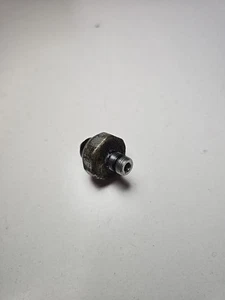 Honda Pan European ST1100 ABS 1990 - 1995 Oil Pressure Sensor - Picture 1 of 2