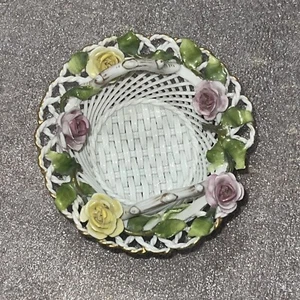Vintage von Schierholz Deutsche Elfenware Netz geflochten Porzellankorb Rose - Bild 1 von 8