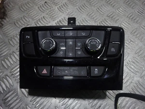 2018 VAUXHALL MOKKA X ECOTEC 1.4 PETROL MK1 5DRS HEATER A/C CONTROL PANEL *3722 - Picture 1 of 7