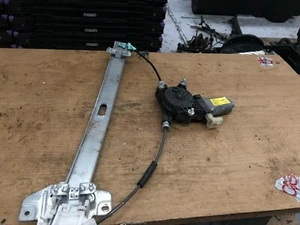 2006 KIA RIO WINDOW REGULATOR MECHANISM RIGHT SIDE FRONT 98820-1G100 - Picture 1 of 3