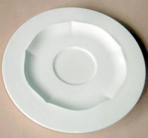 Evol Faiencerie De Gien White Saucer 6" by Patrick Jouin France New - Picture 1 of 2