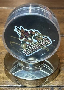Daniel Briere Signed 2/5/1999 Phoenix Coyotes Kachina Logo Puck Arizona - Picture 1 of 16