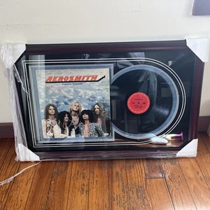 "Vinilo mate firmado Aerosmith y marco Joe Perry PSA#J50233 tamaño 24"" X 34""" - Imagen 1 de 6