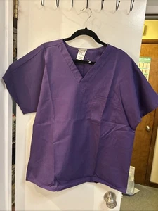 New Simply Basic Purple Scrub Shirt and pants set.  Short Sleeve Size, Medium  - Picture 1 of 3