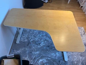 Schreibtisch Ikea Bekant 19240 weiß/Birke - Bild 1 von 6