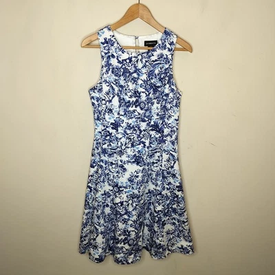 Liz Claiborne Floral Fit Flare Dress Size 6 Women's Sleeveless Cotton Blue - Image 1 of 4