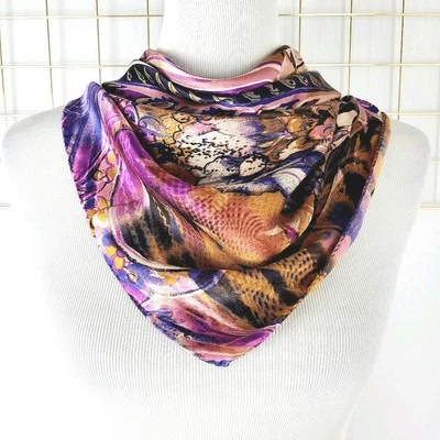 Nordstrom Mujer Bufanda Seda Hecha en Italia Gráfico Púrpura Estampado Floral Cuadrado Foto 1 de 4
