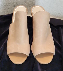 Jessica Simpson Rainn platform mule size 10 Beige Leather On Top 3.5 Heels - Picture 1 of 6