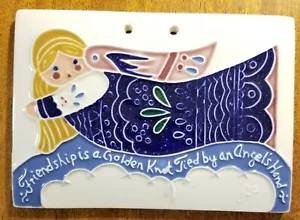 Vintage 1989 J. Duban Designs hängende Fliese Engel Freundschaft ist ein goldener Knoten 4x6 - Bild 1 von 3
