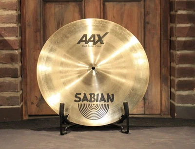 Platillo Sabian AAX Dark Crash 17"" - ¡Usado! Foto 1 de 4