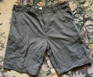 Ingranaggio termico uomo Under Armour sciolto taglia 40 grigio - Foto 1 di 5