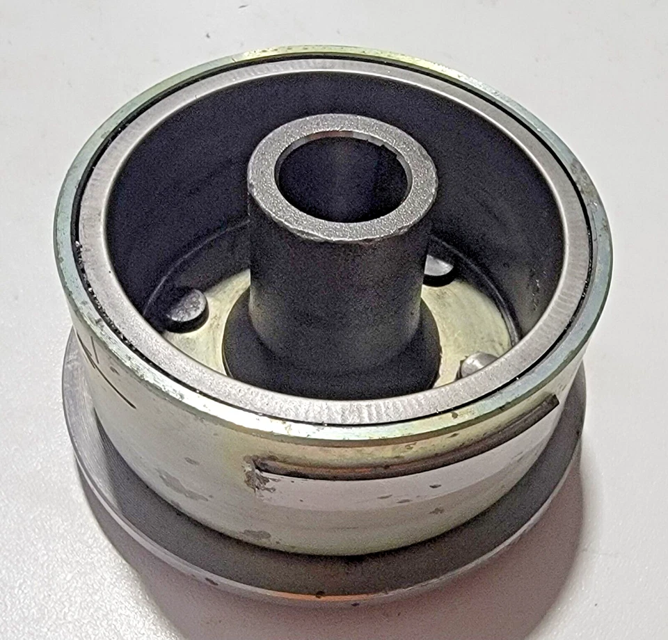 Rotor generador volante Magneto 2001 Yamaha YZ250F YZ 250F 01 F5JG 1122T Foto 1 de 4