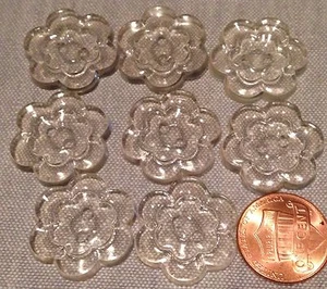 8 Clear Translucent Plastic Flower Floral Sew-through Buttons 7/8" 22.6mm # 7512 - Picture 1 of 1