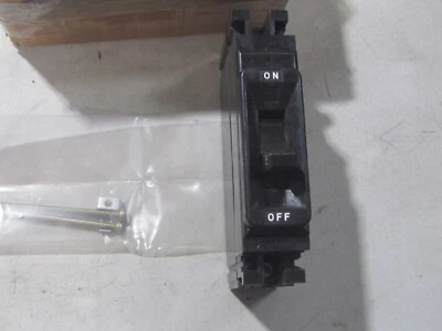 INTERRUPTOR DE AIRE ESTUCHE MOLDEADO ELÉCTRICO FEDERAL PACIFIC NEF211015 Foto 1 de 4