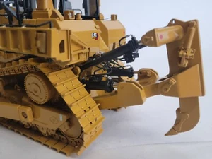 CATERPILLAR D-9U BULLDOZER BY CCM - Picture 1 of 4