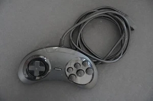 Controlador con cable de 6 botones PARA SEGA GENESIS - Imagen 1 de 3