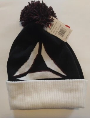 Gorro para mujer Reebok Pom Pom Logo Intarsia tejido gorra negro, blanco ribete OSFM NUEVO CON ETIQUETAS Foto 1 de 3