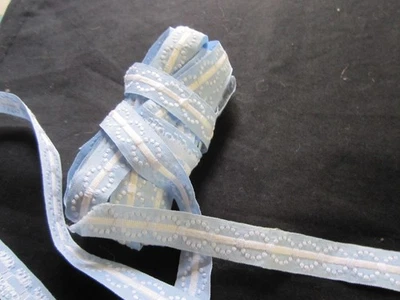 Ancien ruban décoratif bleu - Photo 1/3