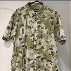 Patagonia Go To Mens Large Shirt Yosemite Half Dome Bears Print Green - Picture 1 of 5