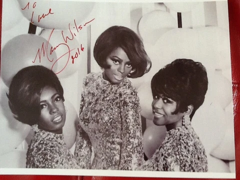 Mary Wilson SIGNED 8x10 Photo The Supremes Diana Ross  60s Girl Group Motown Cover