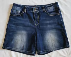 CATO Premium Women's Denim Shorts Size 12 Classic Fit Mid-Rise Blue Jean Shorts - Picture 1 of 11
