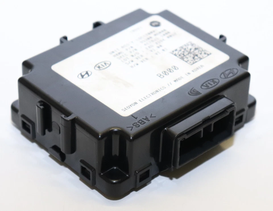 Modulo centralina chiusura centralizzata Kia Ceed CD SW 1.4GDI 95300-M6000 - Immagine 1 di 4