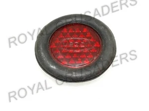 Nuevo Jawa 353 354 359 360 Yezdi Guardabarros Trasero Color Rojo Base Goma - Picture 1 of 2