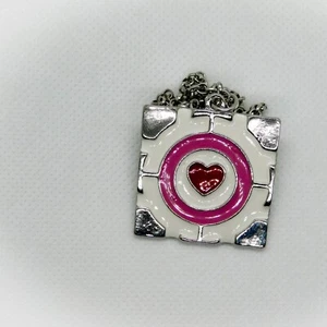 Portal Companion Cube Gaming Gamer Enamel Necklace Pendant + Free Gift Bag - Picture 1 of 9