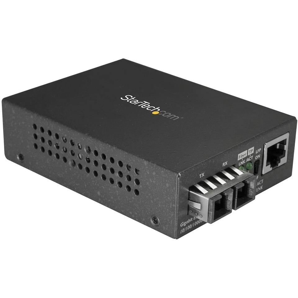 StarTech.com Singlemode (SM) SC Fiber Media Converter for 10/100/1000 Network -  - Immagine 1 di 4