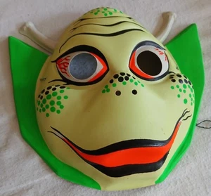 Scarce 1965 Collegeville MOONMAN Halloween Mask - Picture 1 of 3