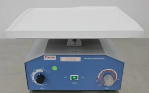 Plataforma basculante Thermo M79735 para hibridación de geles, 48 grados, 5- (3320904621) - Imagen 1 de 4