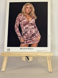 WWE DIVA JILLIAN HALL SIGNED P#1078 PROMO 8X10 SIGNED BY SUPERSTARS CERTED - Picture 1 of 3