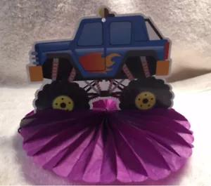 KIT CENTROTAVOLA MONSTER TRUCKS MARMELLATA BUON COMPLEANNO FESTA SET 5 pezzi #2 - Foto 1 di 5