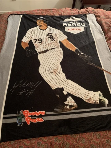 The CHICAGO WHITE SOX Baseball Jose Abreu SGA 7/17/15 NEW Fleece ROTY Blanket Cover