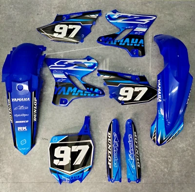 Plastics + Graphics Yamaha YZ125 YZ250 2008-2021 decals stickers applied - Imagem 1 de 4