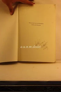 (Signed) Treasury of Alphabets and Lettering (Hardcover) by Jan Tschichold  Book - Imagen 1 de 6