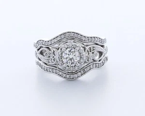 Juego de anillos de piedra lateral con halo de oro blanco de 14 quilates corte redondo F/VS2 de diamante natural de 1,6 quilates - Imagen 1 de 4