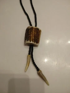 Southwest Deer Antler Bolo Tie With Tips - Picture 1 of 3