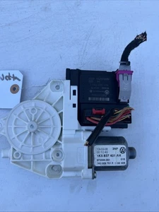 2005-2008 Volkswagen Jetta  Drivers Left Front Door Power Window Motor - Picture 1 of 4