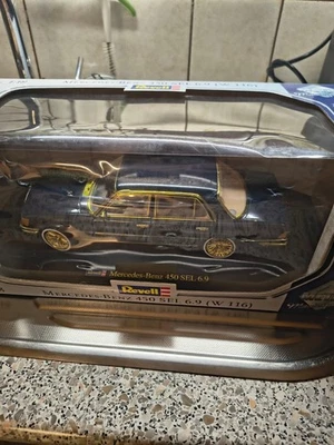 Revell Mercedes 450 Sel W116 1:18 Umbau  - Bild 1 von 4