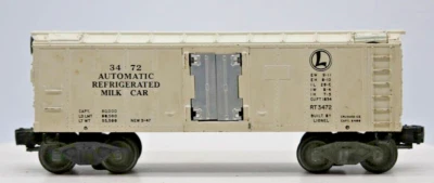 Vintage Lionel 3472 Automatic Refrigerated Milk Car w/ Silver Doors - Image 1 of 4