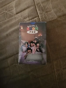 Tarjetas NewJeans 2023 SEASON'S GREETINGS Bienvenido a ROOM 722 55 piezas - Imagen 1 de 3