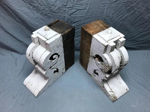 Antique Pair Chunky Corbels Roof Brackets Victorian Shabby VTG Chic Old 1020-23B Cover