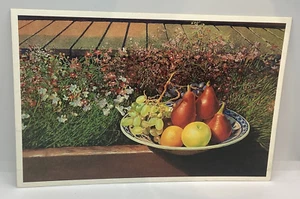 Art Card Mary Pratt Canadian artist Fruit and Lobelia 1989 6x4 L433 - Bild 1 von 2