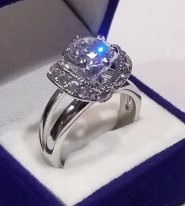 CLEARANCE SALE! 3.20 Ct LC Moissanite Solitaire Engagement Ring Stainless steel - Picture 1 of 10