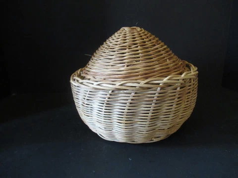Vintage handmade woven primitive covered round basket Cover